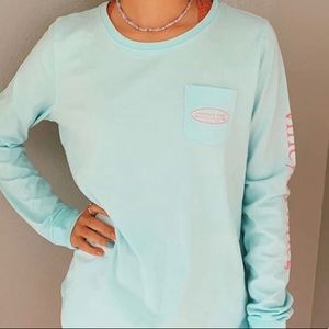 BRAND NEW light blue vineyard vines longsleeve